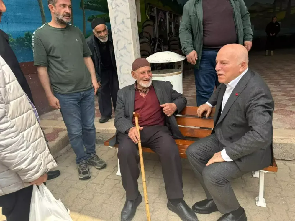 Başkan Sekmen, Esnaf ve Vatandaşlarla Bir  Arada